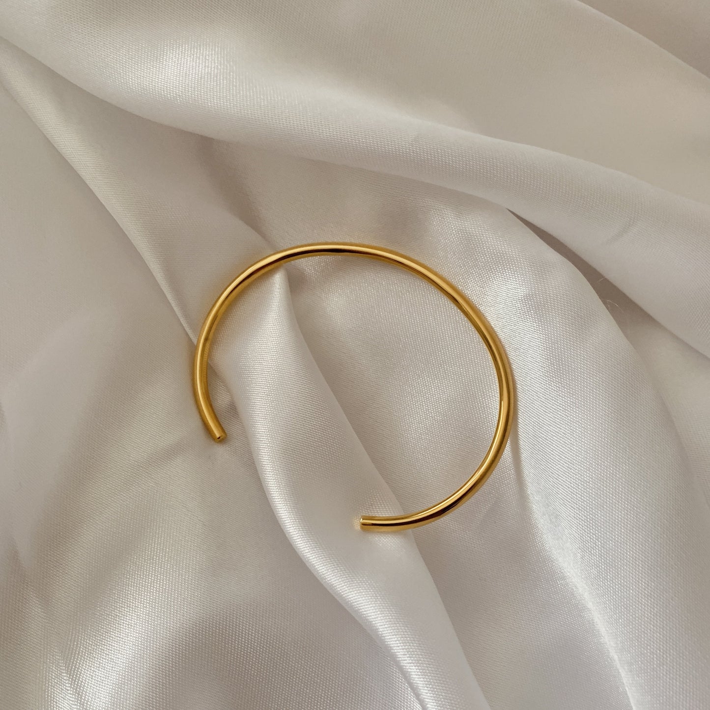 Minimal Cuff Bracelet